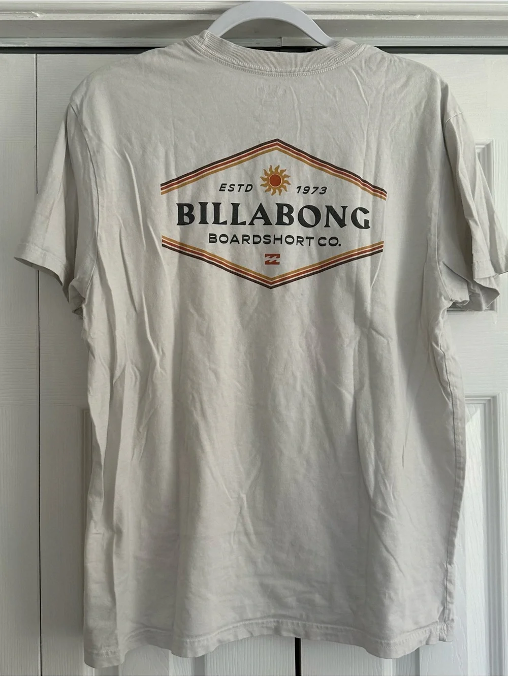 Billabong Men’s Cream Graphic Short Sleeve Tee